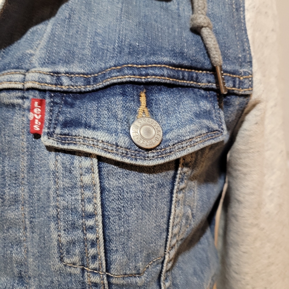Trucker Jacket - Picture 2 of 4